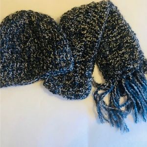 Scarf and Hat Set Boys or Girls  Very Soft Yarn Size 4-10 Years